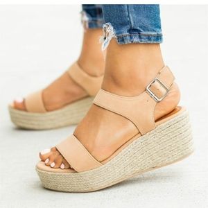 Stylish Tan Wedge Sandals